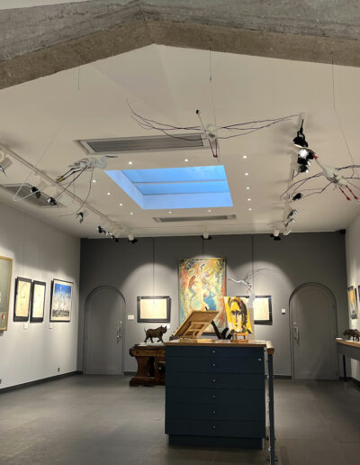 Exposition Raymon Moretti Le Trait du génie au Centre Cristel Éditeur d'Art à Saint-Malo en Bretagne (dessins, peintures...)