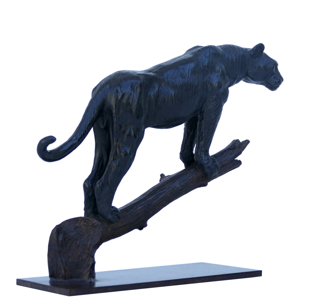 Damien Colcombet Panthère à l’affut sur une branche bronze sculpture